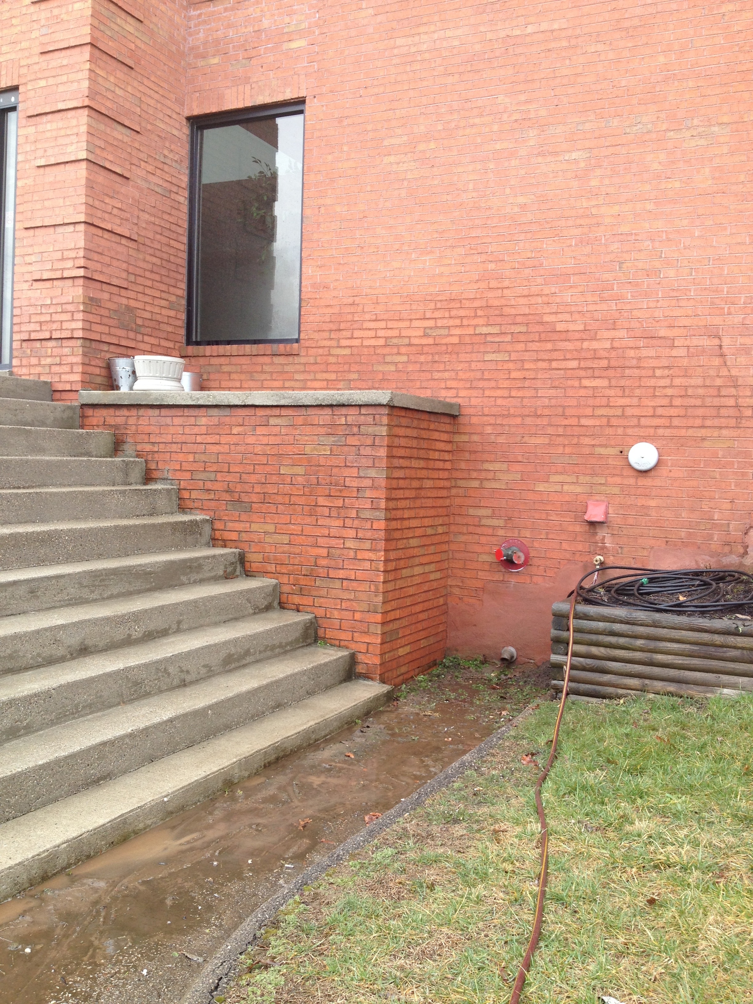 Image of Brick Wall Showing Dirt Before Pressure Washing